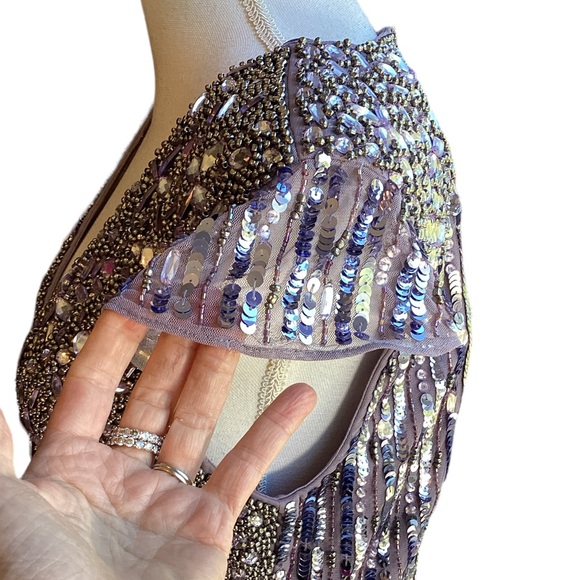 NWT Mac Duggal V Neck Cap Sleeve Hand Beaded Gown in Lavender B28 - Picture 9 of 17